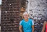Personal Fitness Trainerin Barbara Pirnack Lübeck im blauen Shirt