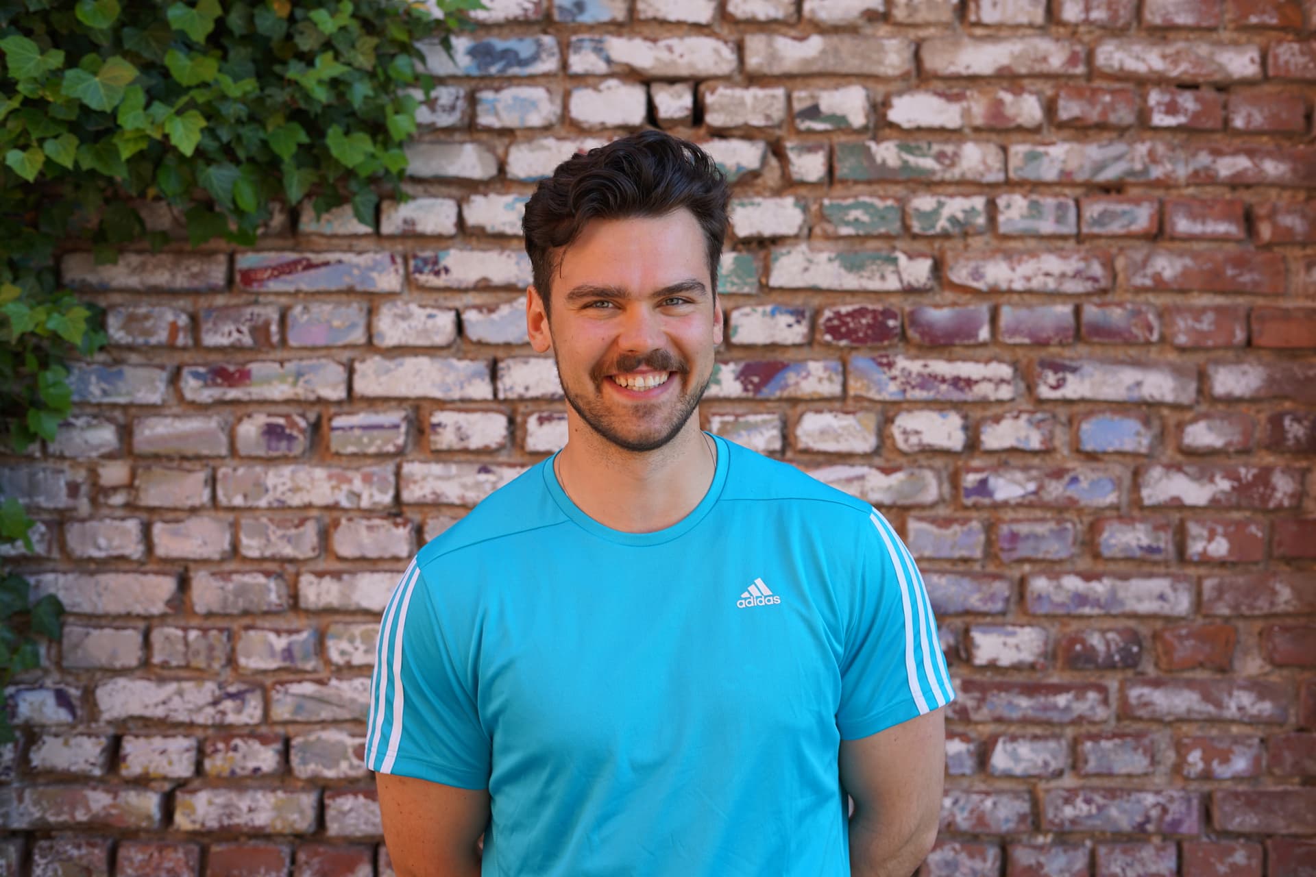Fitness Trainer lächelt