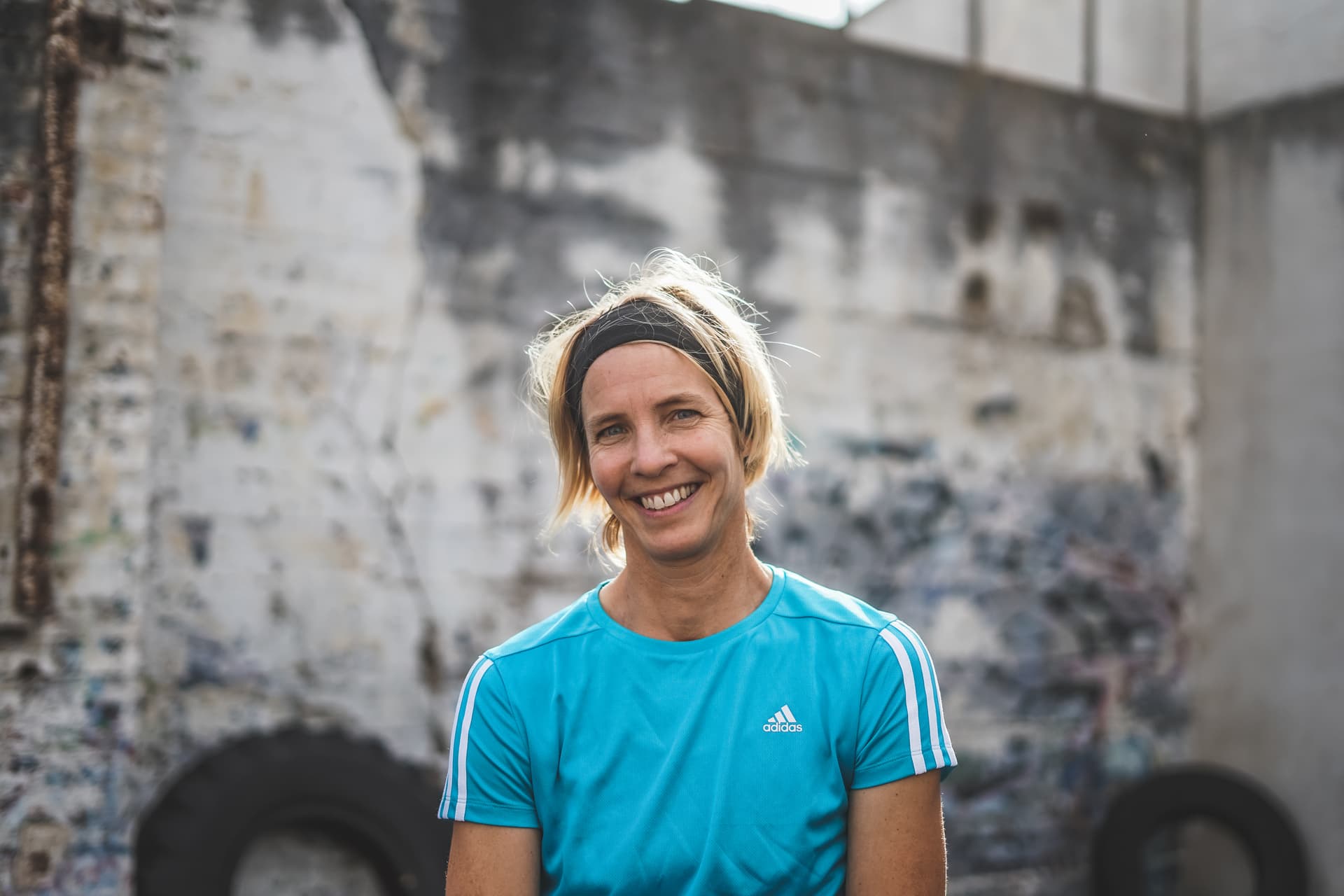 Trainerin Barbara Pirnack Lübeck im blauen Shirt