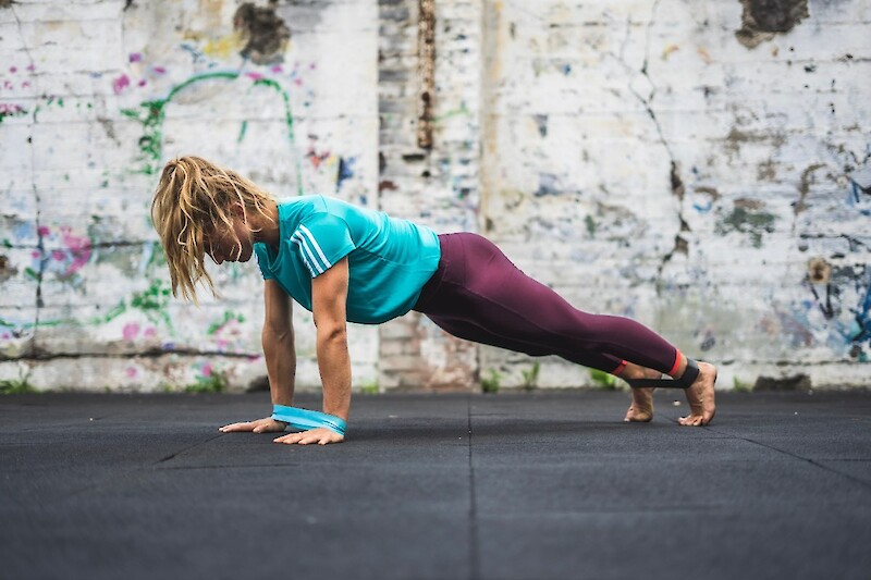 Mountain-climber Push-up